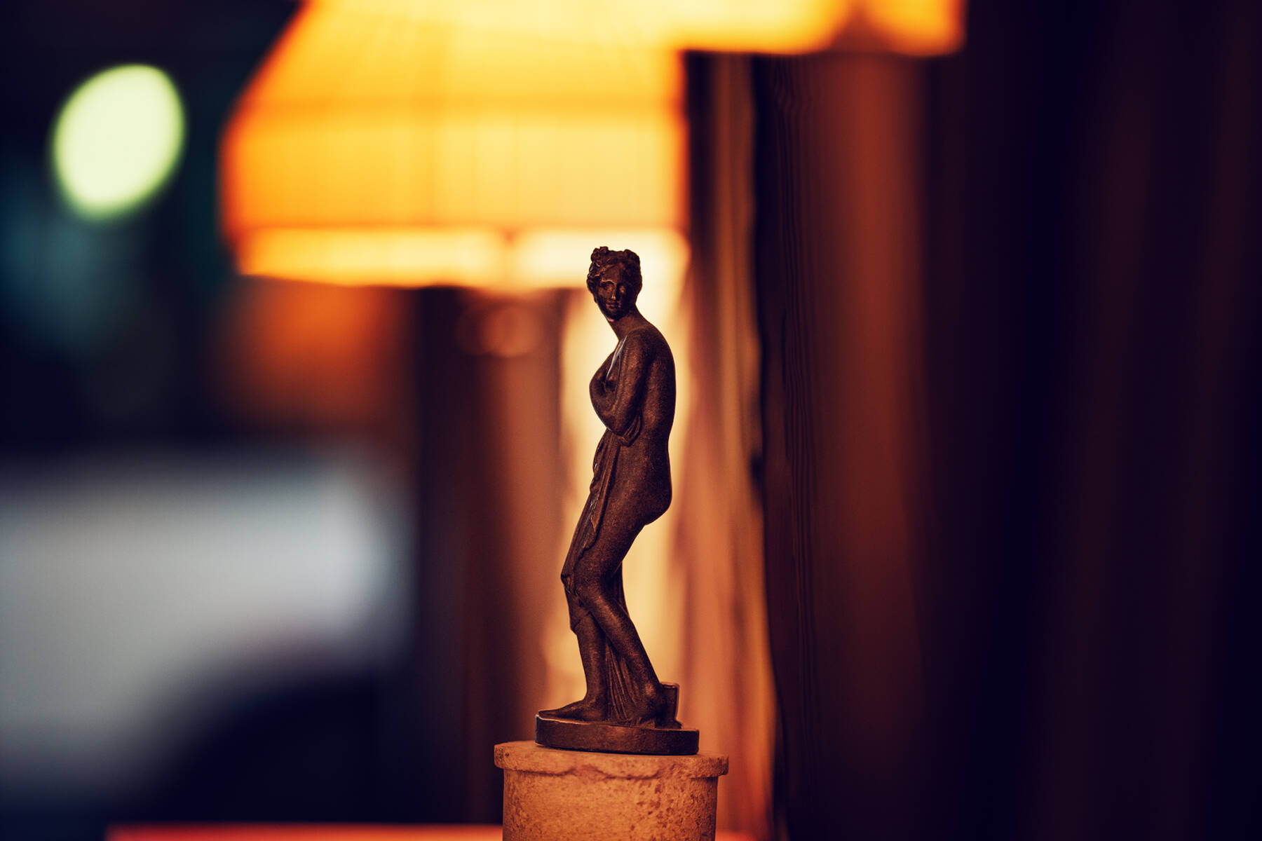 Lobby Statuette